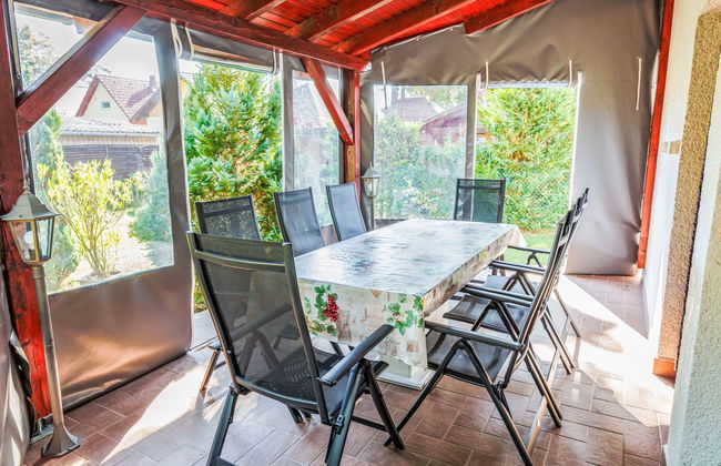 4 bedroom House in Balatonfenyves with garden and terrace - Photo 23