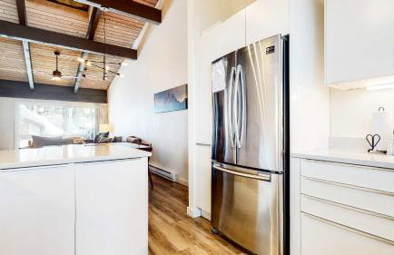 Mid Century Modern Cabin #212 - Walk to Village - Foto 18