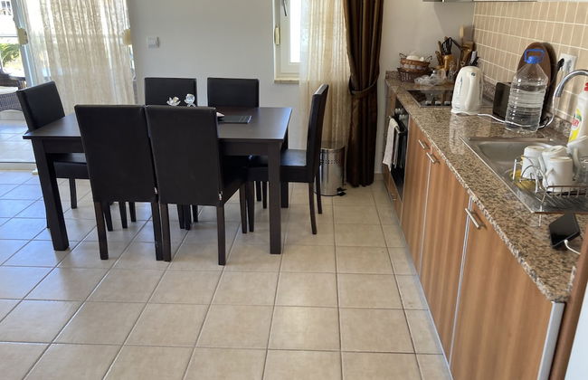 Four Seasons I -10 With 2 Bedrooms Guarantees a Wonderful Holiday - Photo 15