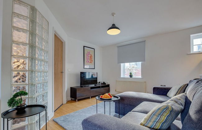 Quaint 1 Bedroom 1st Floor Flat - Photo 16