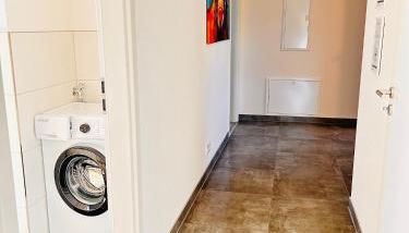 CLUBHAUS 6 - Dachwohnung mit 2 Schlafzimmern, Balkon & Netflix - Foto 5