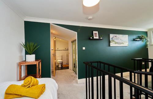 Cosy Emerald Suite - Two Story Duplex Apartment - Balcony - Contractors - Family - City Centre - Broadway Plaza - Five Ways - Sleeps 6 - Foto 22