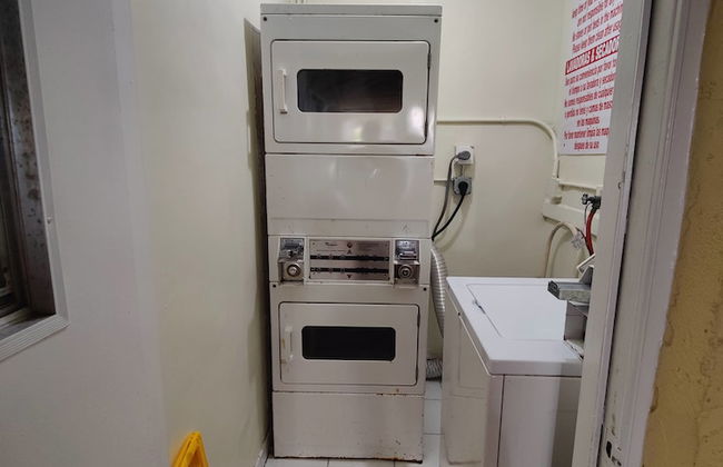 Coco Palms Apartments By Lowkl - Foto 24