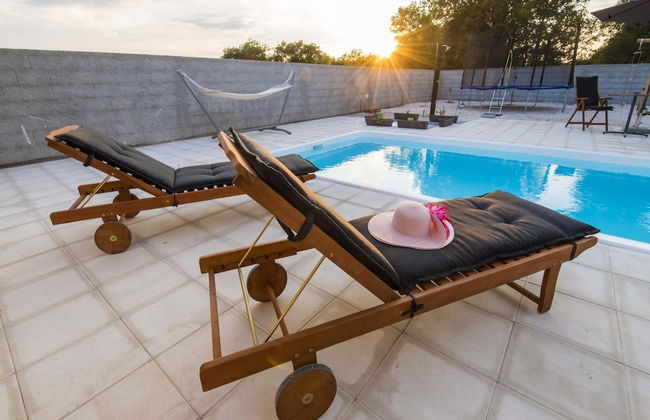 Beautiful Villa With Private Swimming Pool - Foto 8