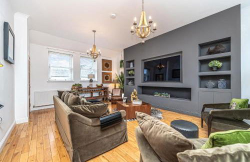 Caledonia House- Luxurious Sea View House Near Edinburgh by Urban Haggis Stays - Foto 4