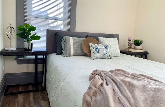 The Hennepin House-Private Yard &Parking - Foto 11