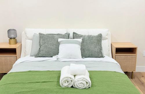 Minutes to ONT Airport And Entire Home With Billiards - Foto 9