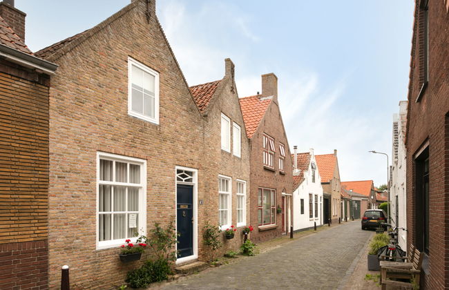 2 bedroom House in Brouwershaven with garden and terrace - Photo 11