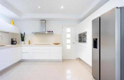 Home2Book Ocean View Villa, Private Pool & Garden - Foto 12