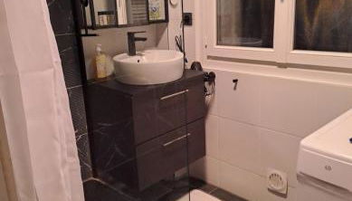 Appartement T4 Dijon proche Tram et bus 4ème étage - Foto 2