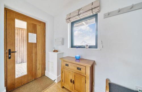 Swan Cottage - Photo 11