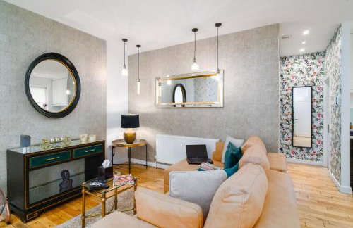 Oakfield Premier Apartments-High Speed WiFi-Smart SelfCheckIn-Central Cardiff Gem - Photo 16