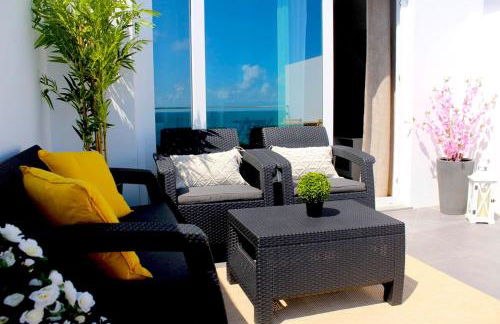 South Sea Rooftop - Photo 31