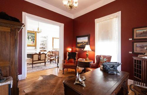 The Queen On Main - Foto 18