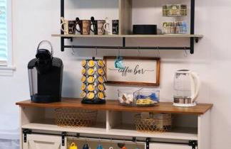 Spacious Pet Friendly Home - Photo 33