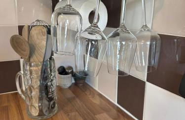 Cosy 2BR Home with Garden & Parking - Foto 21