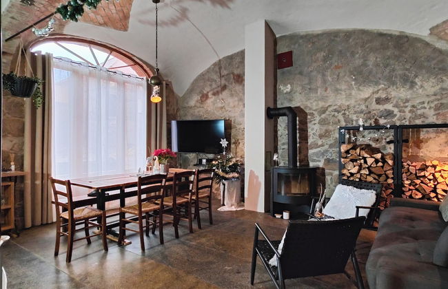 HexenburgbeiDresden Maisonette über 2 Etagen mit 4 Schlafzimmern, Kamin, Terrasse und Faßsauna, Nähe Sächsische Schweiz - Foto 8