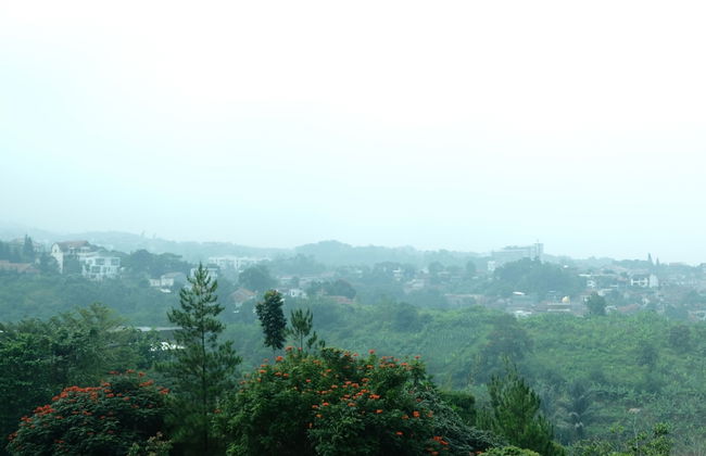 Simply 2Br (No Kitchen) At Apartment Marbella Suites Dago Pakar Bandung - Photo 23