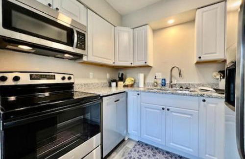 Remodeled 2 BDRM Ranch Attached Home Liberty, TWP - Foto 20