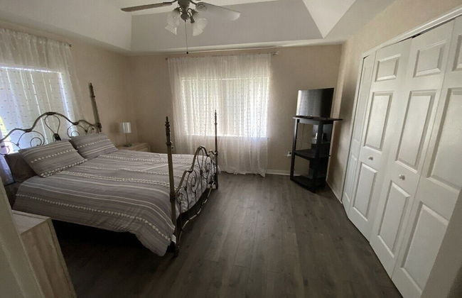 Waterfront Paradise on half an acre - Foto 5