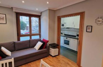 Balmes 8 - Para 6 pax céntrico y Plaza de garaje - VUT-4831-AS - Foto 22