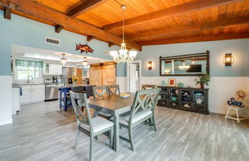 2 Mi to Homosassa Springs Riverfront Home with Dock - Photo 6