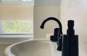 Centrally Conveniently Located - Foto 38