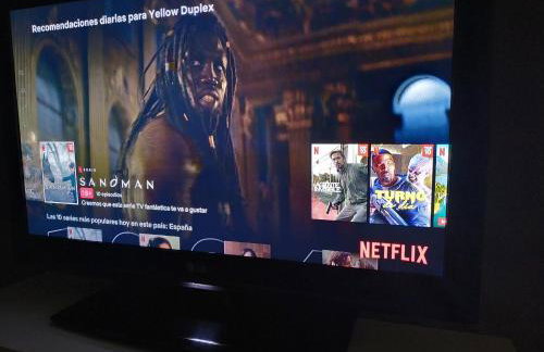 Málaga Yellow Duplex free parking and terrace - Foto 19