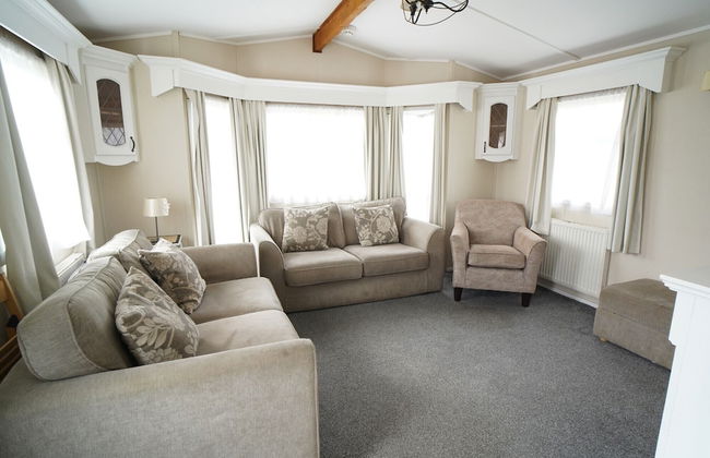 2 Bedroom two Bathroom Sunset Lodge Heachambeach - Photo 9