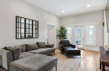 Experience comfort at Andrea Bluff Cottage, a 3-bedroom home in Harbor Springs. - Foto 10