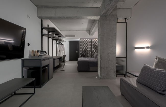 Essence Suites - Photo 12