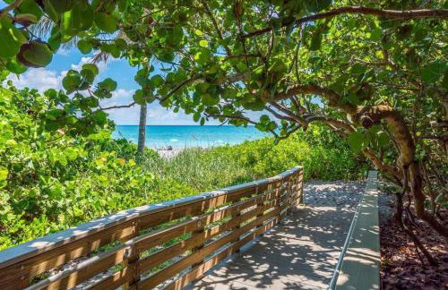 Luxury Beachside Condo 1 Steps to the Beach - Foto 50