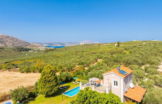 Villa Dimitris Large Private Pool Walk to Beach Sea Views A C Wifi Car Not Required Eco-frien - 1923 - Foto 27