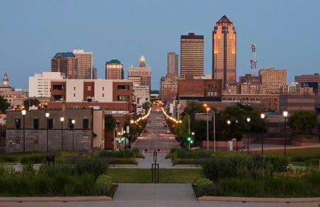 HUGE 2BR Apt Next to Wells Fargo -FREEParking! - Foto 15