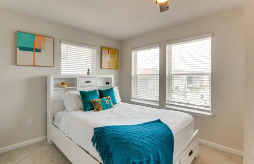 Frederick Townhome with Balcony, Close to Parks! - Foto 14