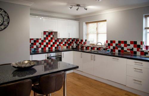 Oak House - sleeps 10 with Bar & Games room - Foto 10