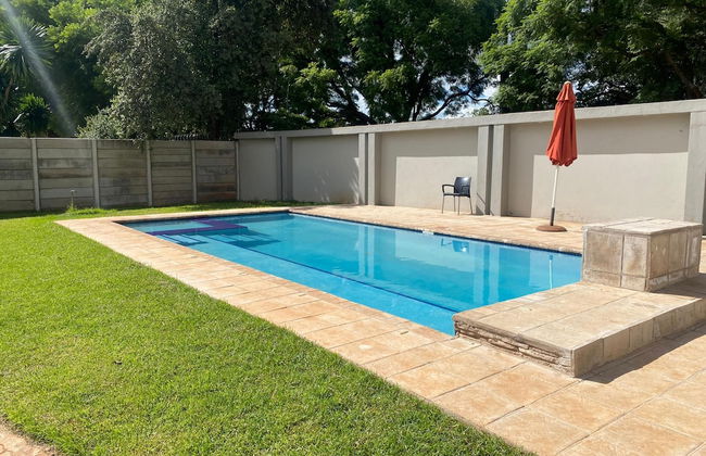 A Pristine B B Located in Belvedere Harare - 2006 - Foto 19