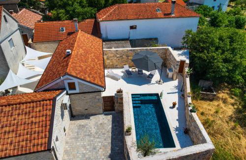 Cortile House - Photo 11