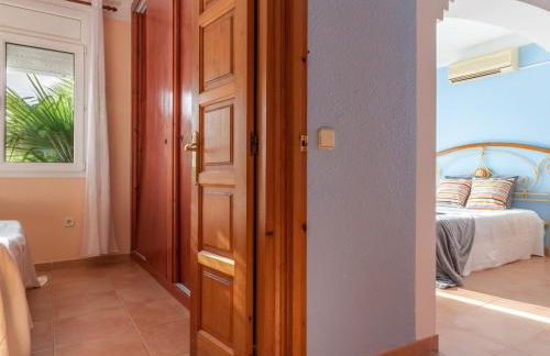 Casa de Vacaciones con Piscina, Jardín, A.A, Barbacoa, Wifi y Parking, Cerca de la Playa - ES-89-78 - Foto 17