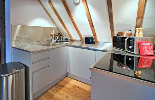 Finest Retreats - The Loft at Brackley Town Hall - Photo 14