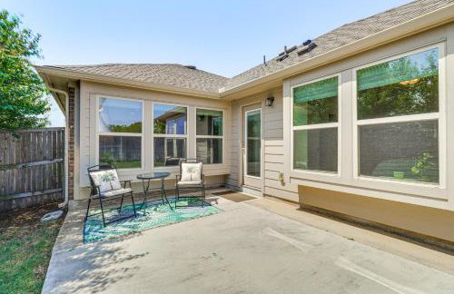 Pool Access and Private Yard Family Home in Kyle! - Foto 2