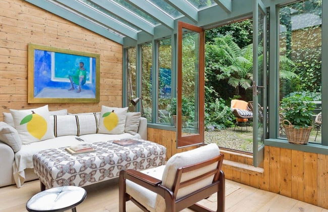 Gorgeous & Grand 5 Bed House, Holland Park - Photo 9