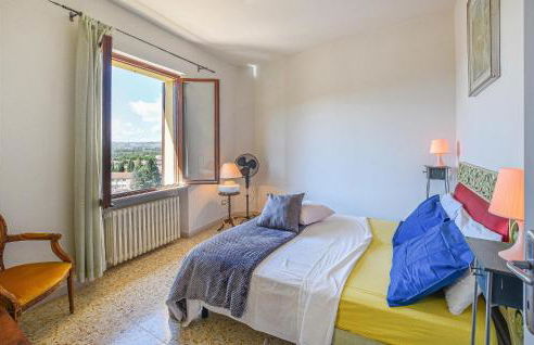 2 Bedroom Beautiful Apartment In Deruta - Foto 4