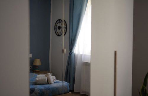 Un passo dal Mare - 50m from the Sea, with Garden, AC & WiFi - Foto 16