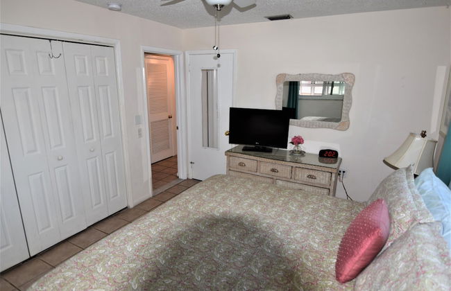 Oasis at John's Pass Madeira Beach - Foto 9