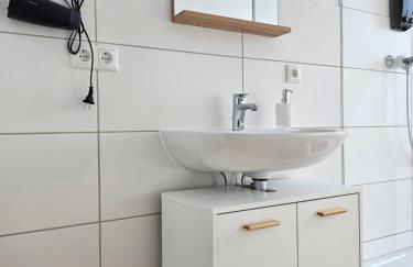 Schöne große Ferienwohnung 79m2 und 2 Bäder, Zentrumnah, 2OG - Foto 20