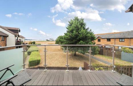 Poole Harbour-Poole Quay with 6 Beds, Free Parking - Foto 1