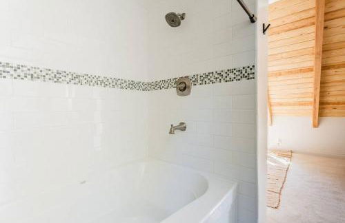 Wild Olive Lodge ° Serene grandma chíc getaway cabin - Foto 65