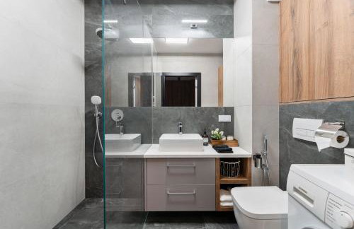 Stylish Studio in Ożarów Mazowiecki with Balcony by Noclegi Renters - Foto 13