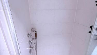 Marienplatz Design Apartment - Historic Center - Foto 5, Shower